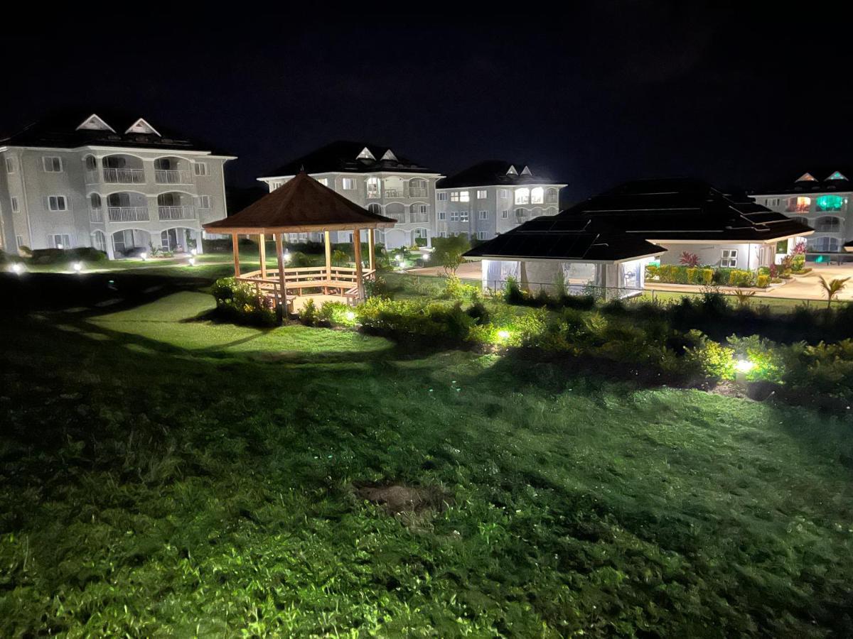 Ocho Rios Ocean Escape Apartment Richmond Exterior photo